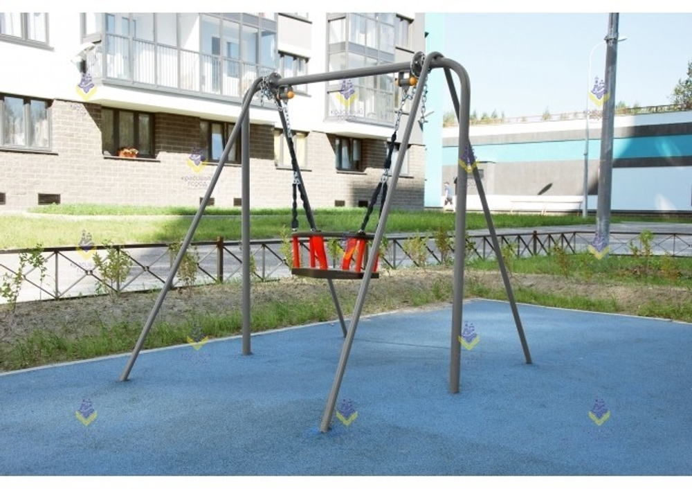 Качели металлические простые с местом для 1 подвеса