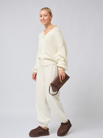 Джемпер вязаный с v-вырезом