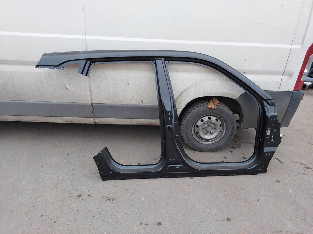 Боковина правая Changan CS35PLUS 18-нв Новая Оригинал S111F2702051400