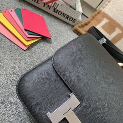 Hermes Constance 23