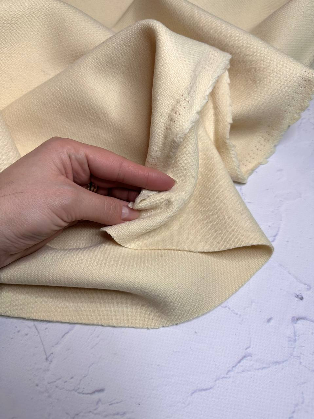 Пальтовая однотонная шерсть (PENELOPE, 90%шерсть/10%полиамид, Ласковый пастельный оттенок сливочного масла, 150, 370 гр/м2)