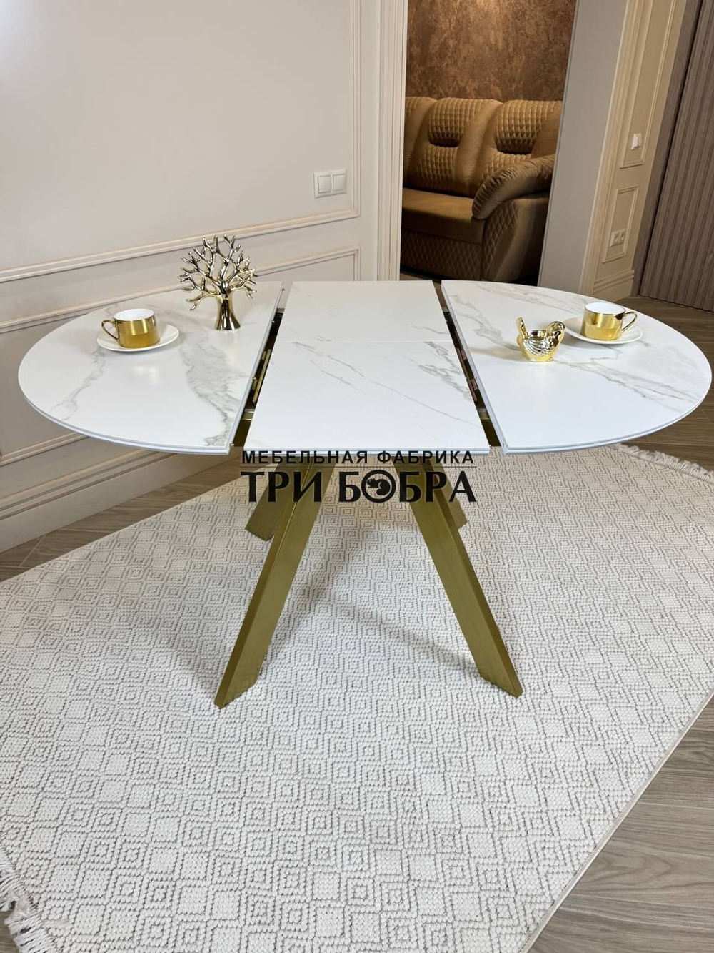 Круглый стол "Бонжур", керамогранит, белый мрамор