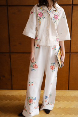 Свободные брюки с ручной вышивкой