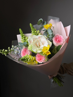 Сборный букет «Лунный секрет»