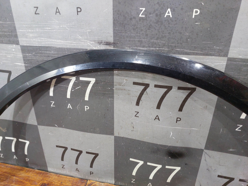 Накладка крыла переднего правого Cadillac XT5 16-нв Б/У Оригинал AMW04169