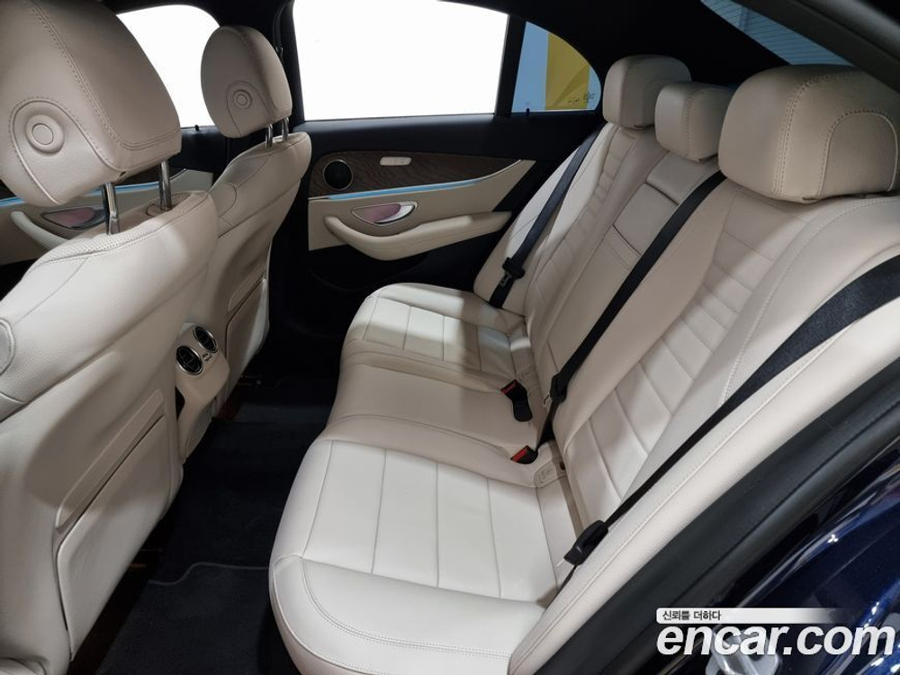 Mercedes-Benz E-Class W213 E250 Exclusive (09.2022)