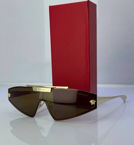 Солнцезащитные очки Versace