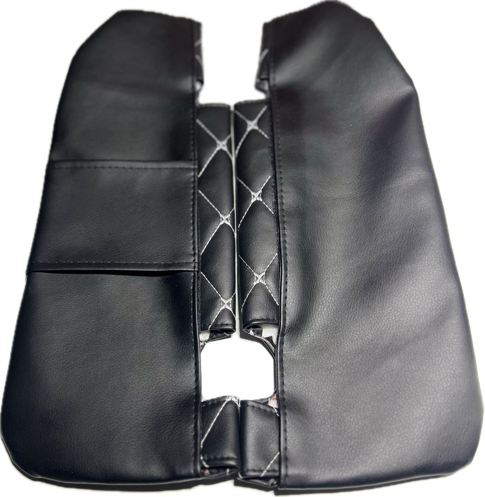 Чехлы на козырьки Лада Веста Vesta(белая нить Бабочка)