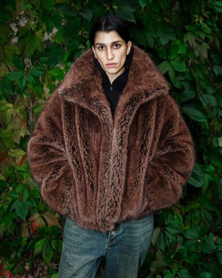 Укороченная шуба из экомеха