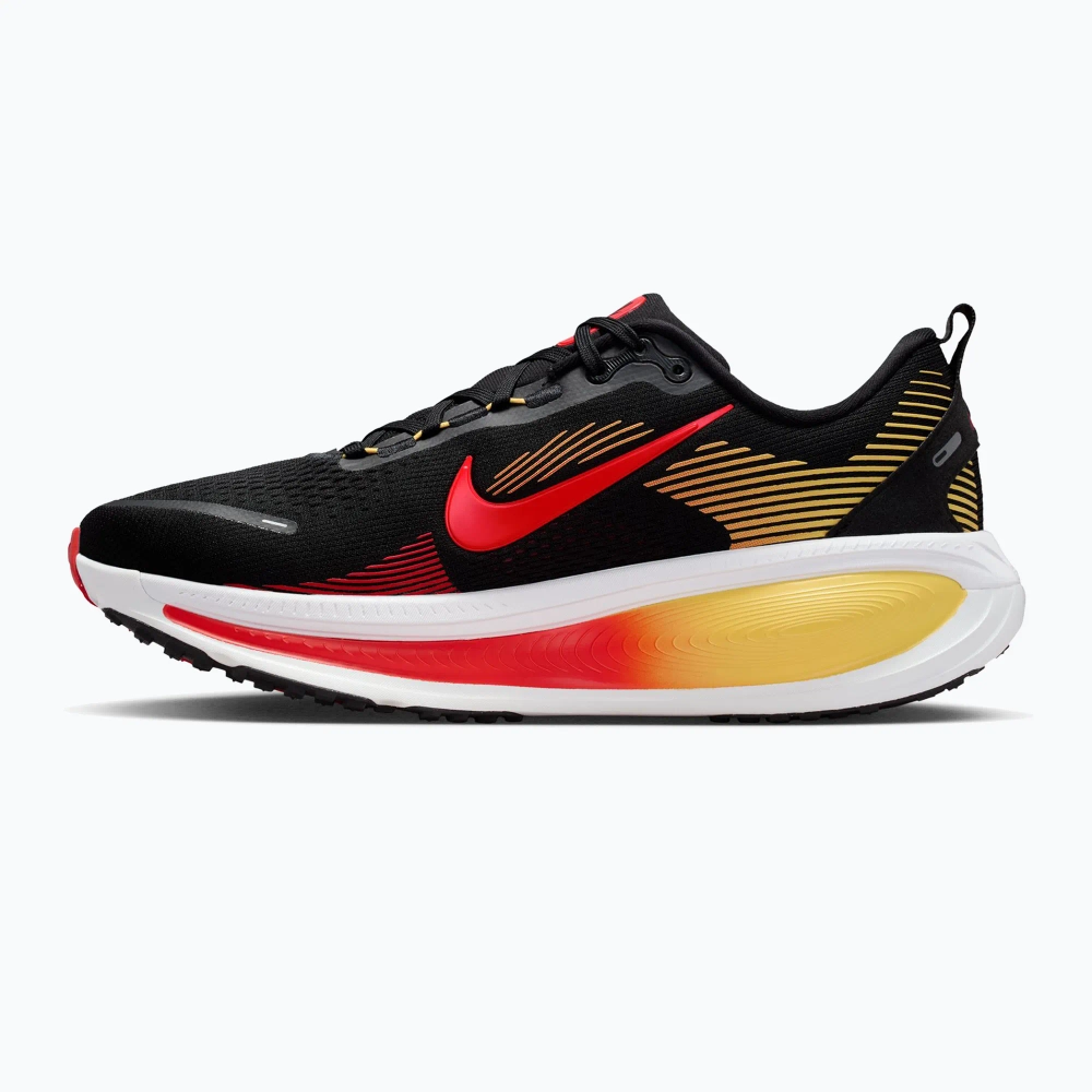 Кроссовки для бега Nike Vomero 18 black/light crimson/bright crimson