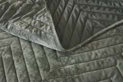 Покрывало 240х260 и 2 наволочки 50х70 Sofi De MarkO Фернанд изумрудное