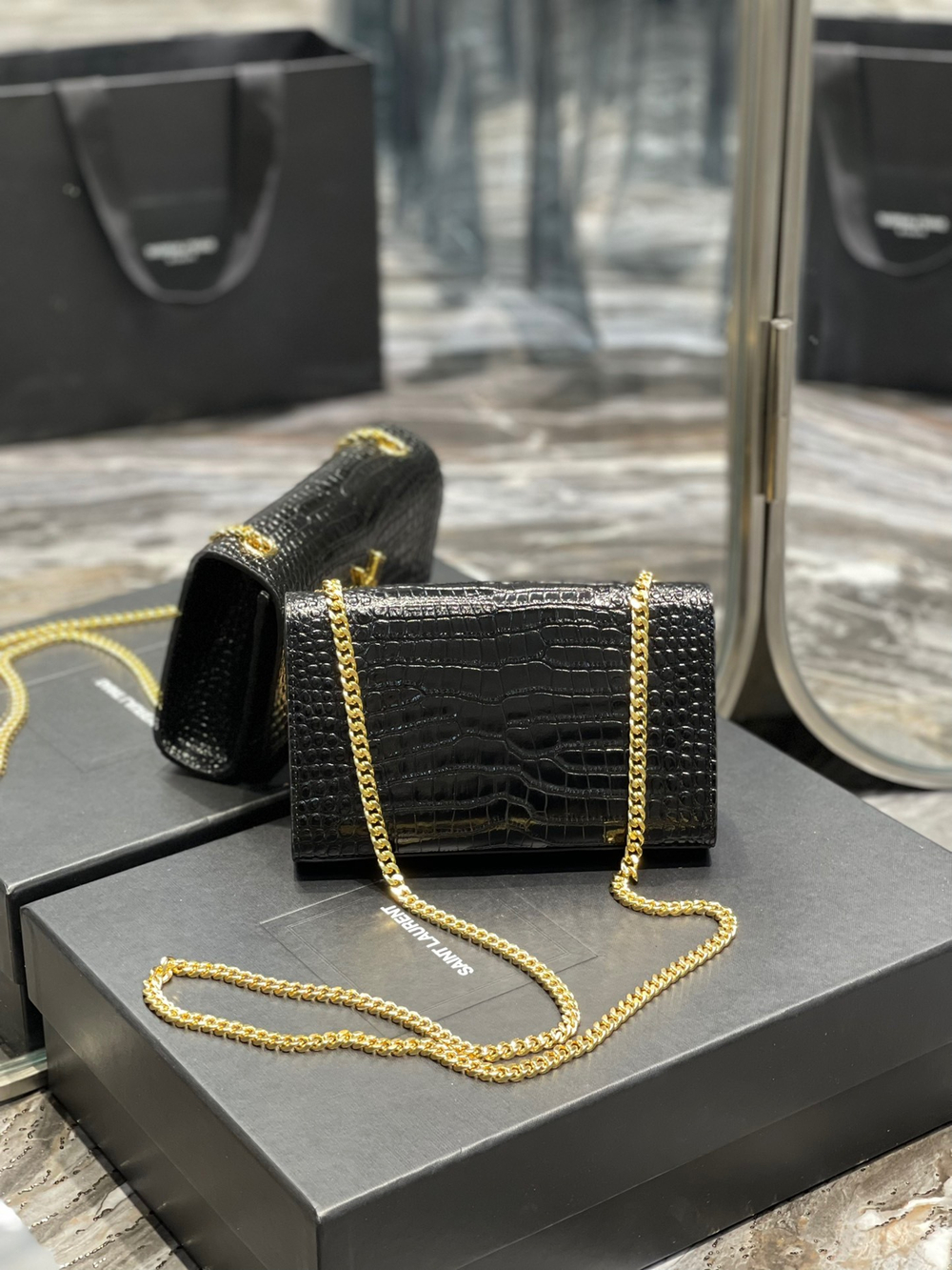 Saint Laurent Kate Small Bag 20 cm