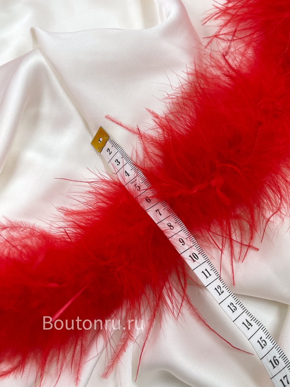 Боа страус 1 нить красное