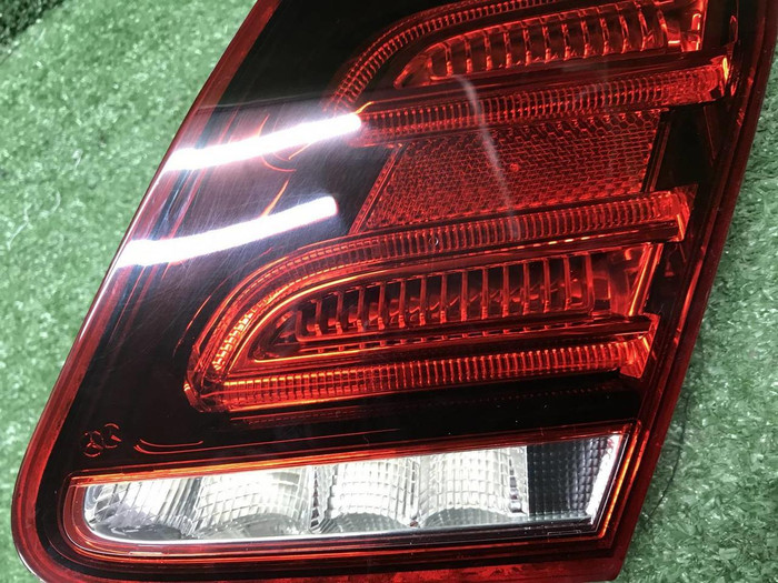 Фонарь правый внутренний Mercedes E W212 (13-16)