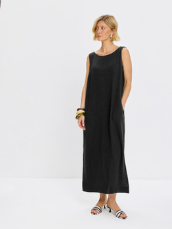 Льняной сарафан макси с карманами