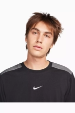 Футболка Nike Graphic Tee
