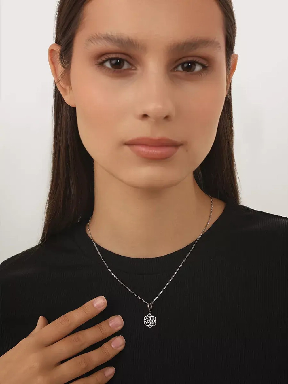 Подвеска на шею Оберег