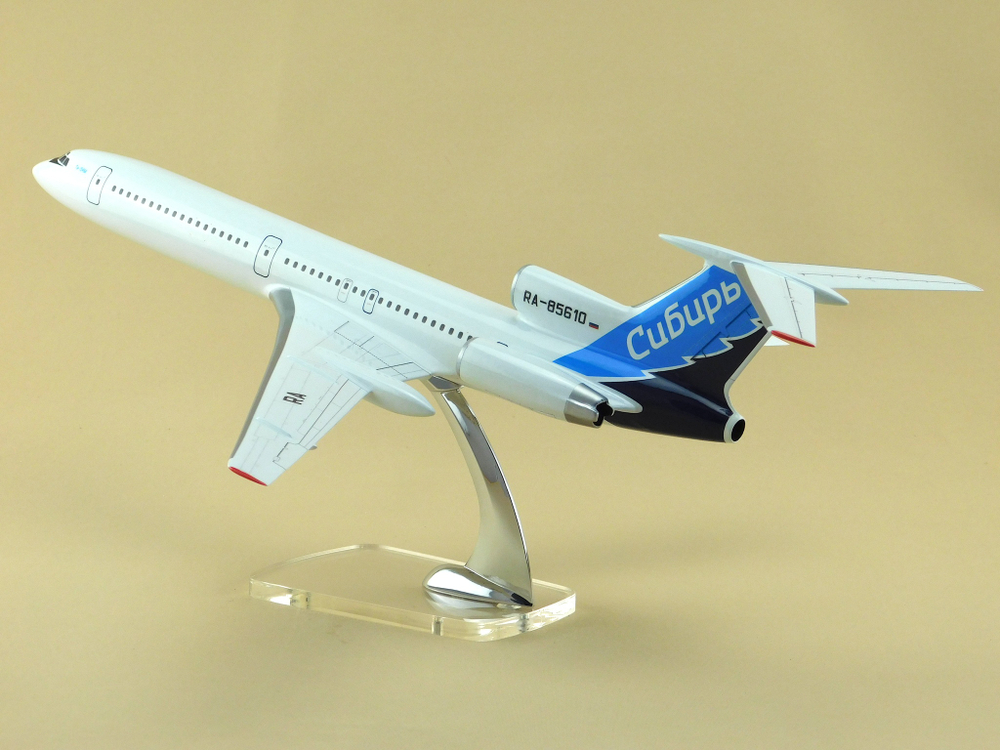 Модель самолета Ту-154М (М1:100, Сибирь, RA-85610)