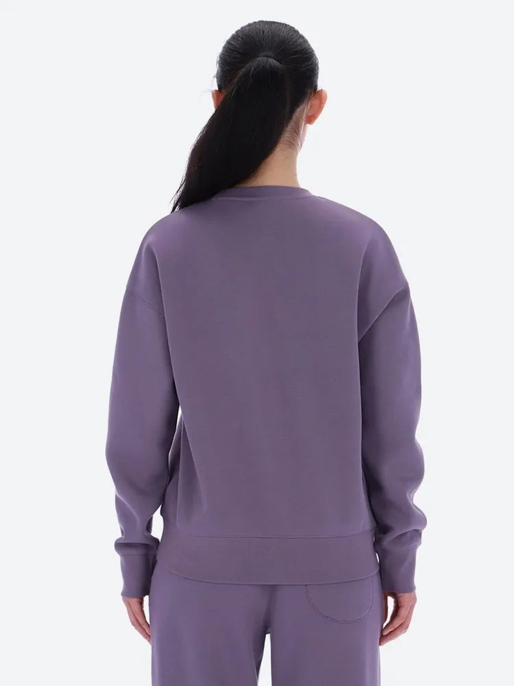 Толстовка женская REEBOK ABIGAIL TONAL SATIN CREWNECK SWEATSHIRT