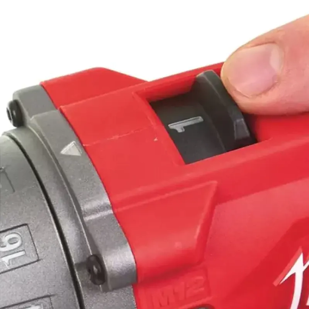 Milwaukee M12 FDD-202X FUEL дрель-шуруповерт аккумуляторная (2 x 2 Ач, ЗУ) 4933459816