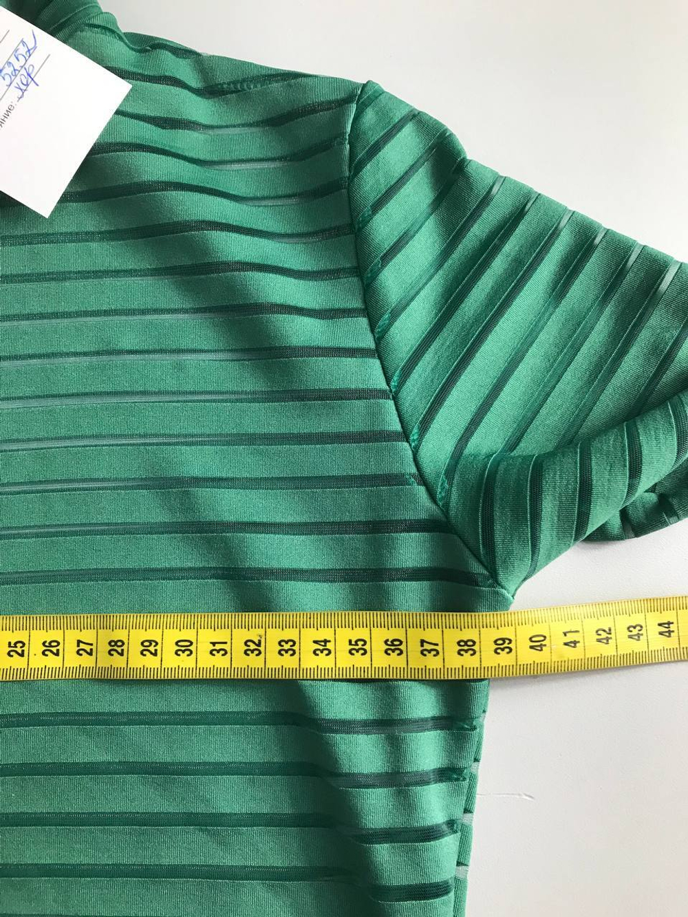 Водолазка стильная, визуально на 42 размер