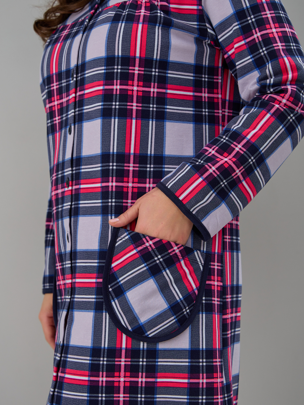 Халат Х-138/клеткасерая-малина