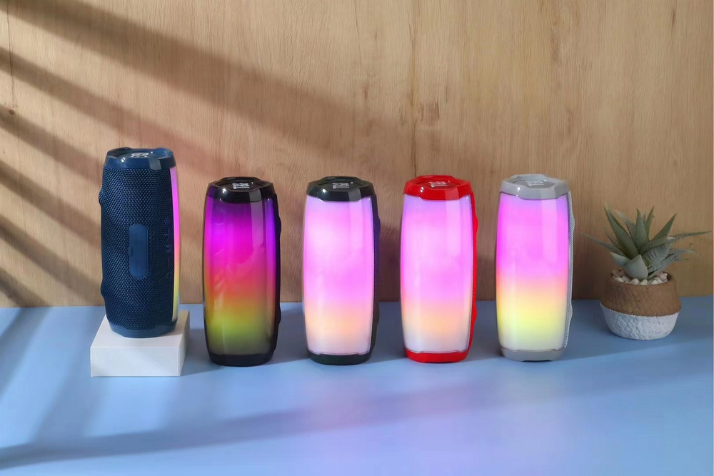 Беспроводная колонка TG-366 (10W/TF/FM) LED Flashing