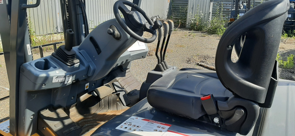 Aurora CPD* Вилочный погрузчик CPD15 (Электрический, 11 л.с., АТ)