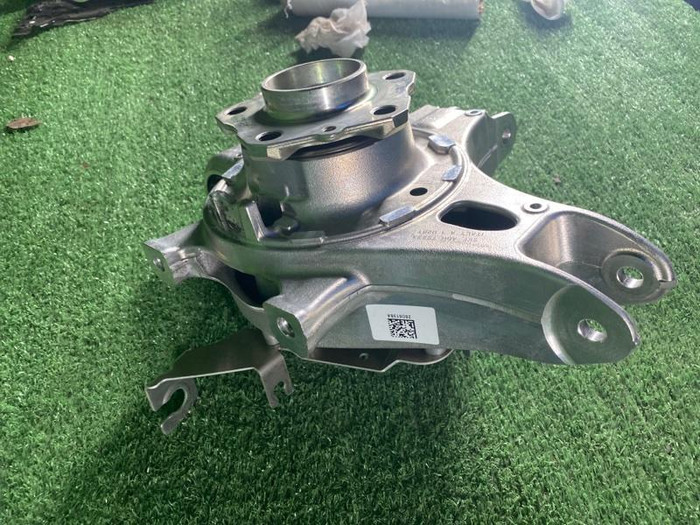 Кулак поворотный Ferrari 458 (2009-2015)