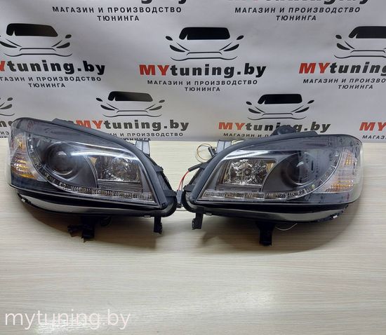 Передние фары daylight black для Opel Zafira A