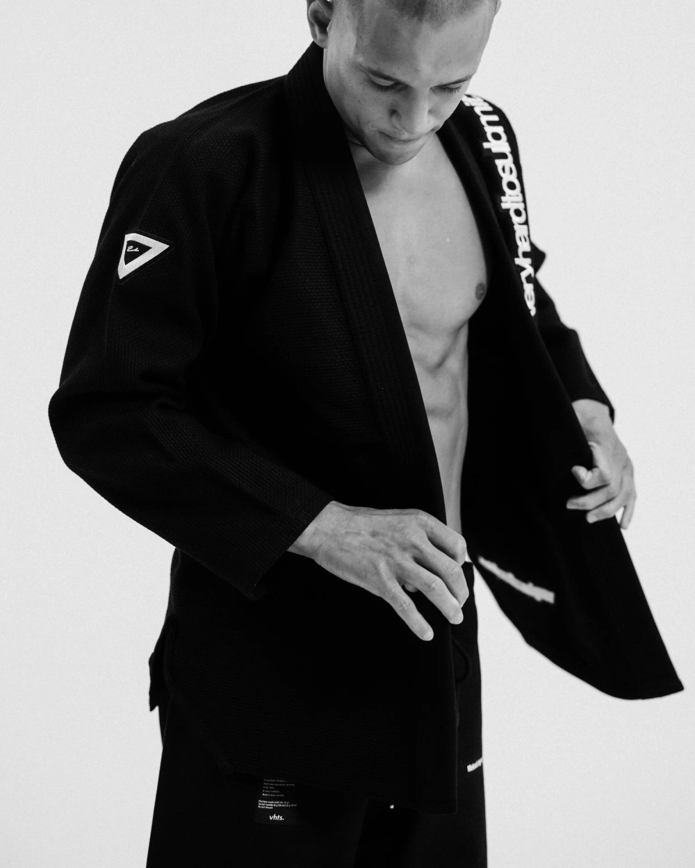 Кимоно VHTS Violent Hymn чёрное