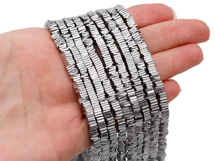 Нить бусин из Гематита 4мм (пластины)