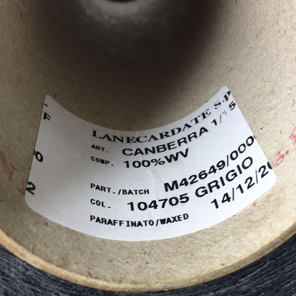 CANBERRA - Lanecardate; 100% меринос; 1500м/100гр; col.104705 Grigio, цвет: темно-серый. Есть мал. бобинка 67гр. S717