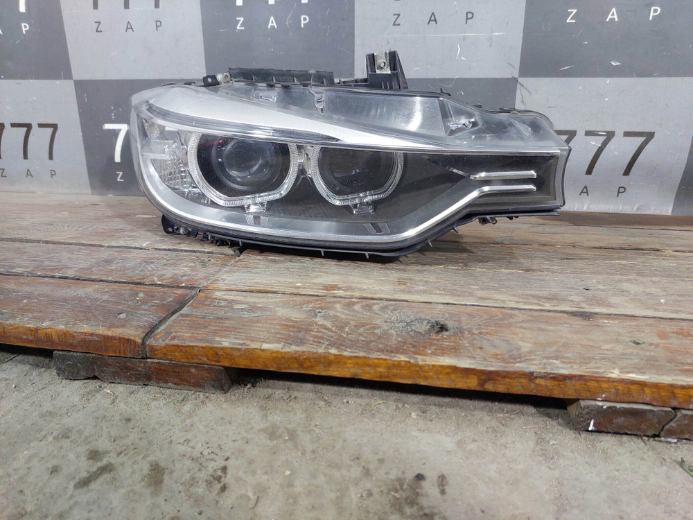 Фара правая ксенон BMW 3-Series (F30) 11-16 Б/У Оригинал 63117314532