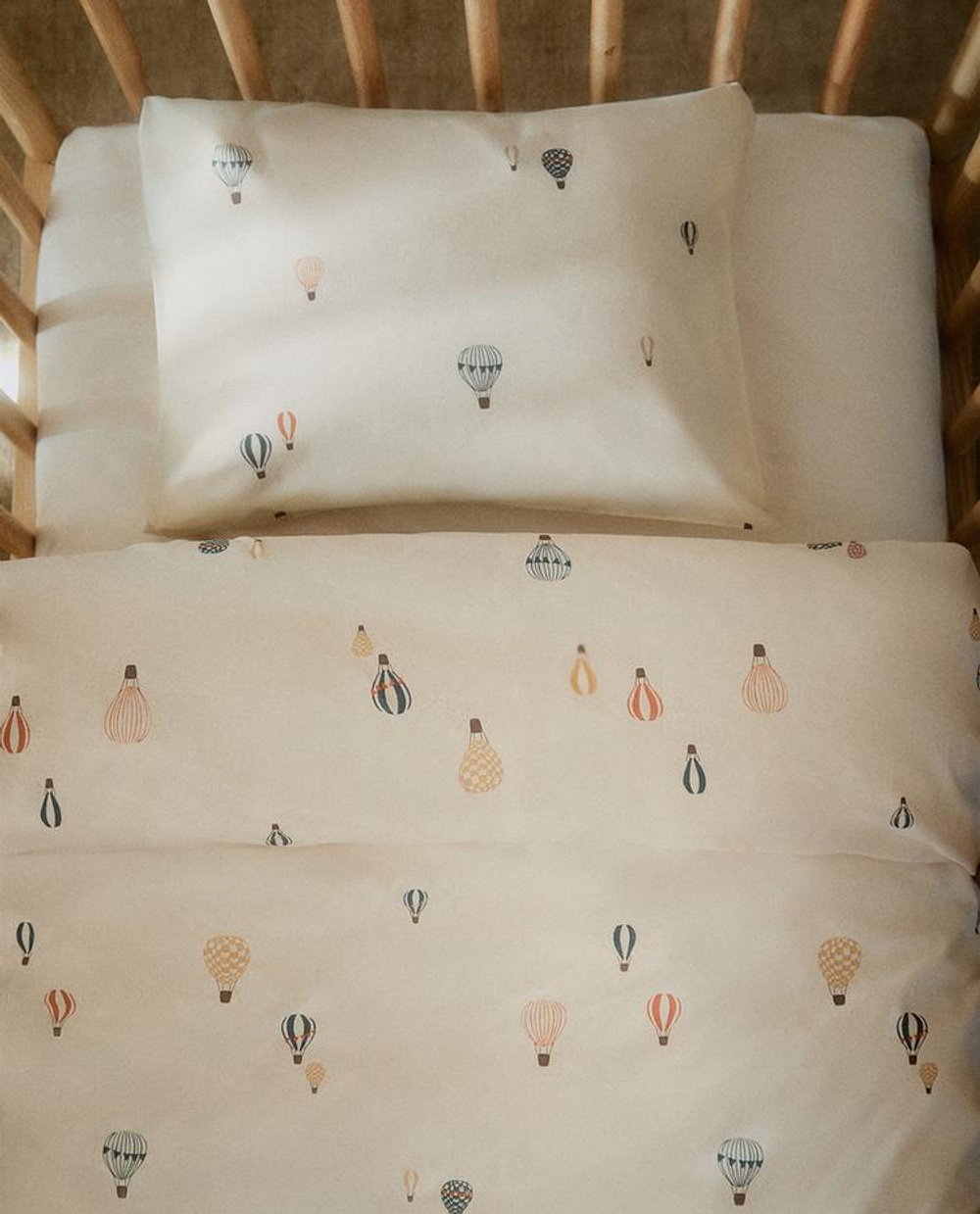 ZARA HOME ДЕТСКИЙ ПОДОДЕЯЛЬНИК С ПРИНТОМ, РАЗНОЦВЕТНЫЙ