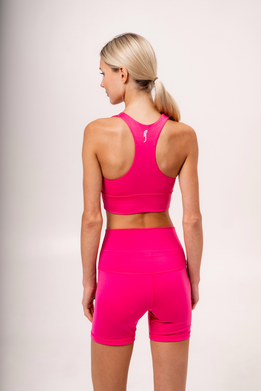 Шорты женские RS BIKER SHORTS (211W300)