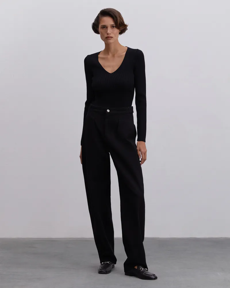 Черные прямые джинсы-трубы