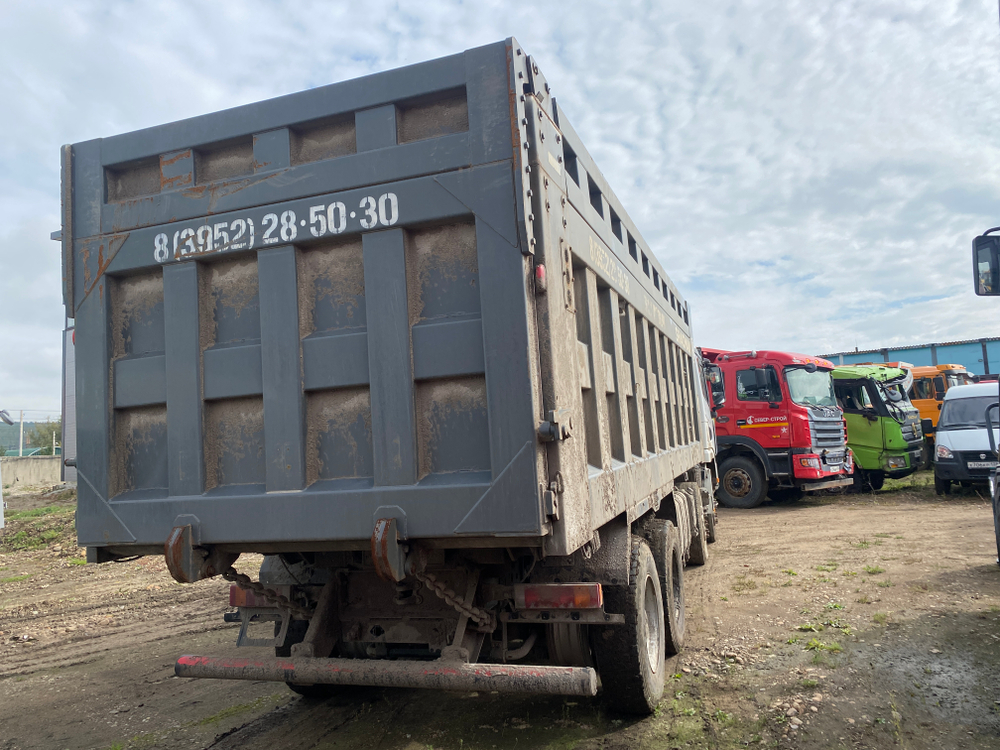 Shacman (Shaanxi) SX* 8x4 Самосвал SX331863366 (Дизельный, 12,5 л, 544 л.с., МТ)