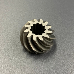 Шестерня вертикального вала (Пиньон) Honda 8-10 (41131-ZW9-000) (Honda)