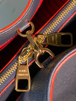 Сумка Louis Vuitton