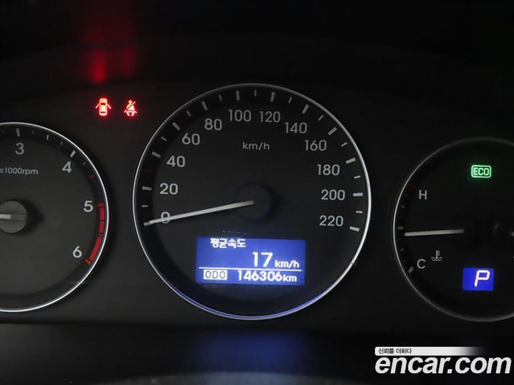 Hyundai The New Grand Starex Van 3-х местный (05.2020)
