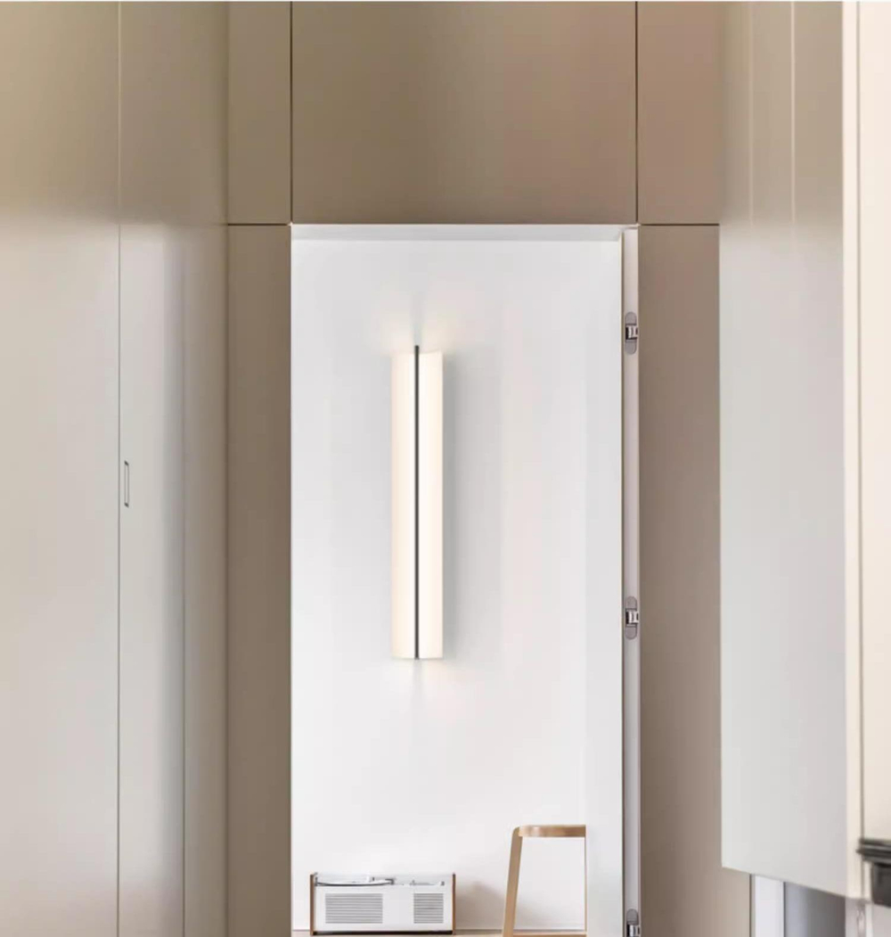 Настенный дизайнерский светильник Kontur by Vibia