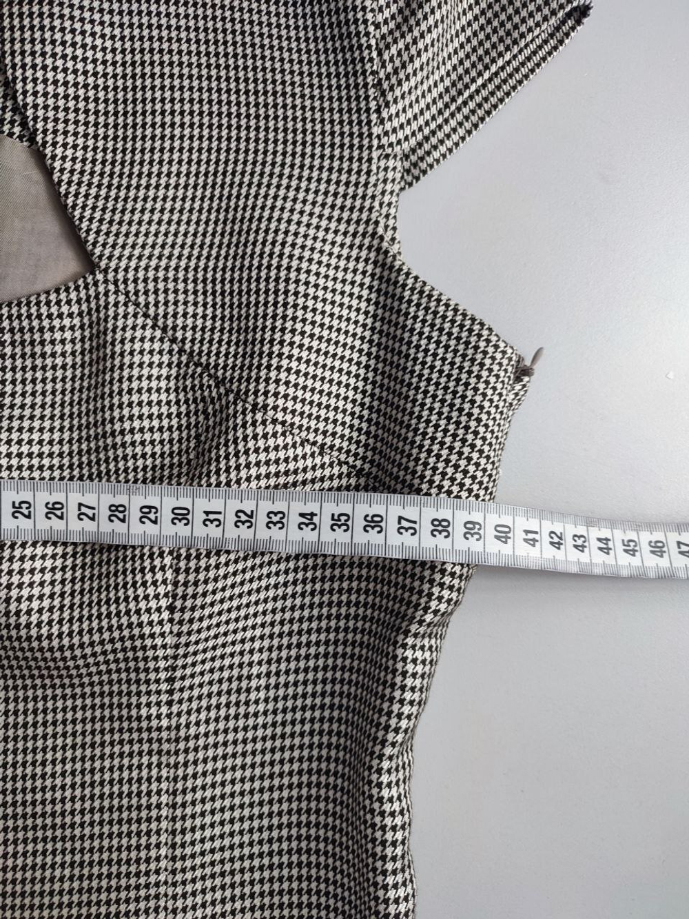 Платье Chayruel светлое 44 размер