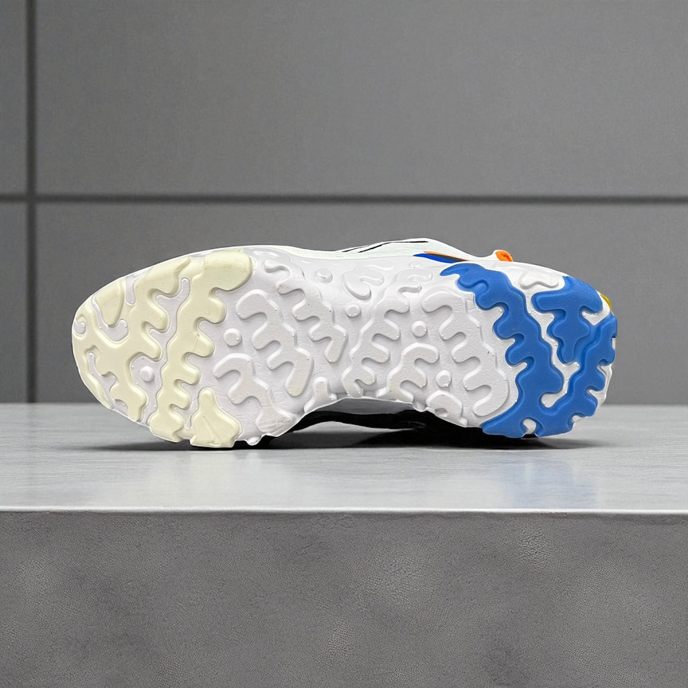 Nike React Vision • White