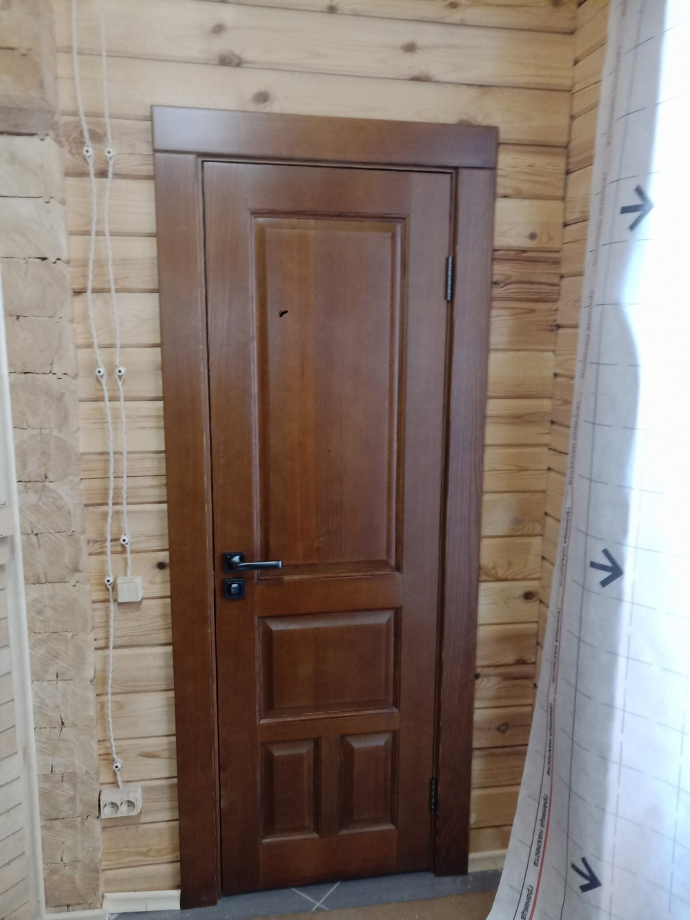 Дверной блок