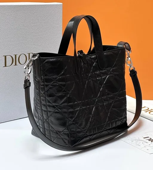 Сумка Dior Toujours вертикальная, черный