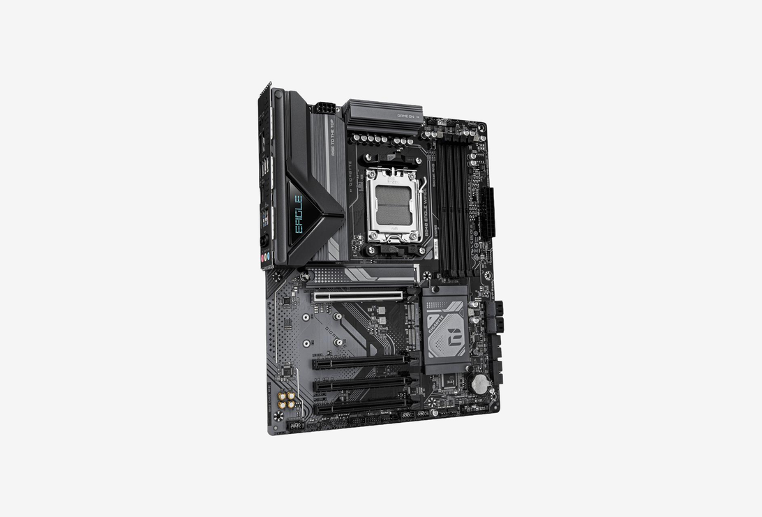 B840 EAGLE WIFI6E_0226304100632