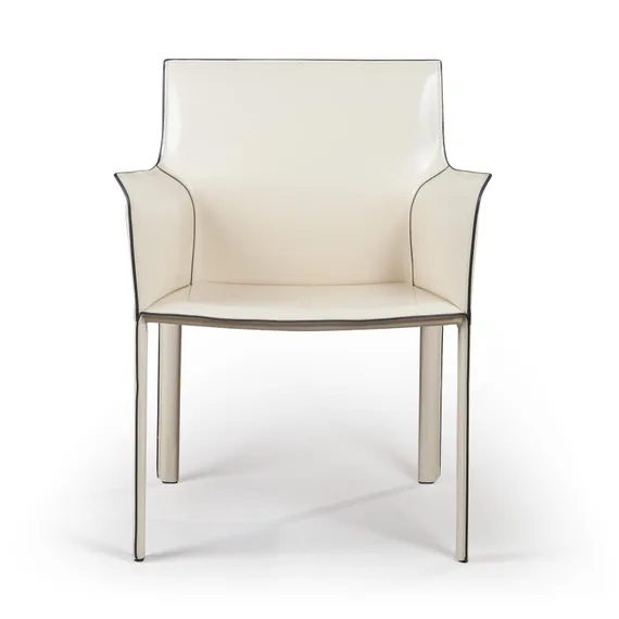 Стул с подлокотниками Barrie бежевая кожа