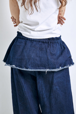 Джинсы с баской SELECT