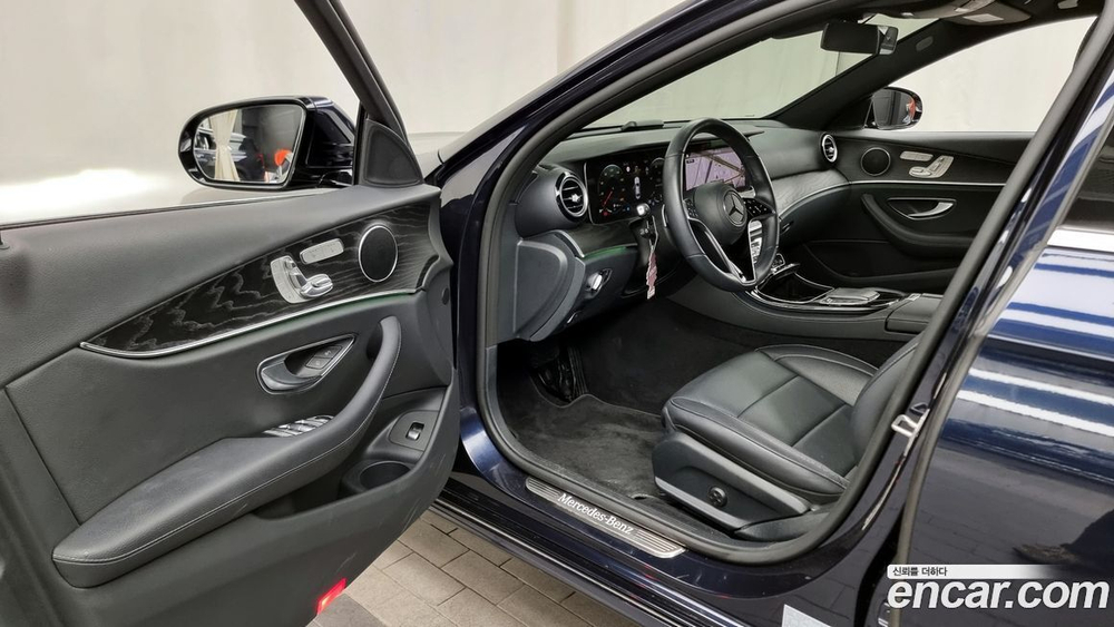 Mercedes-Benz E-Class W213 E250 Avangarde (01.2022)